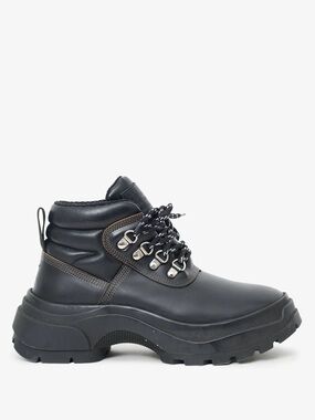 Maison Margiela Black Lug Sole Leather Hiking Boots Size 37